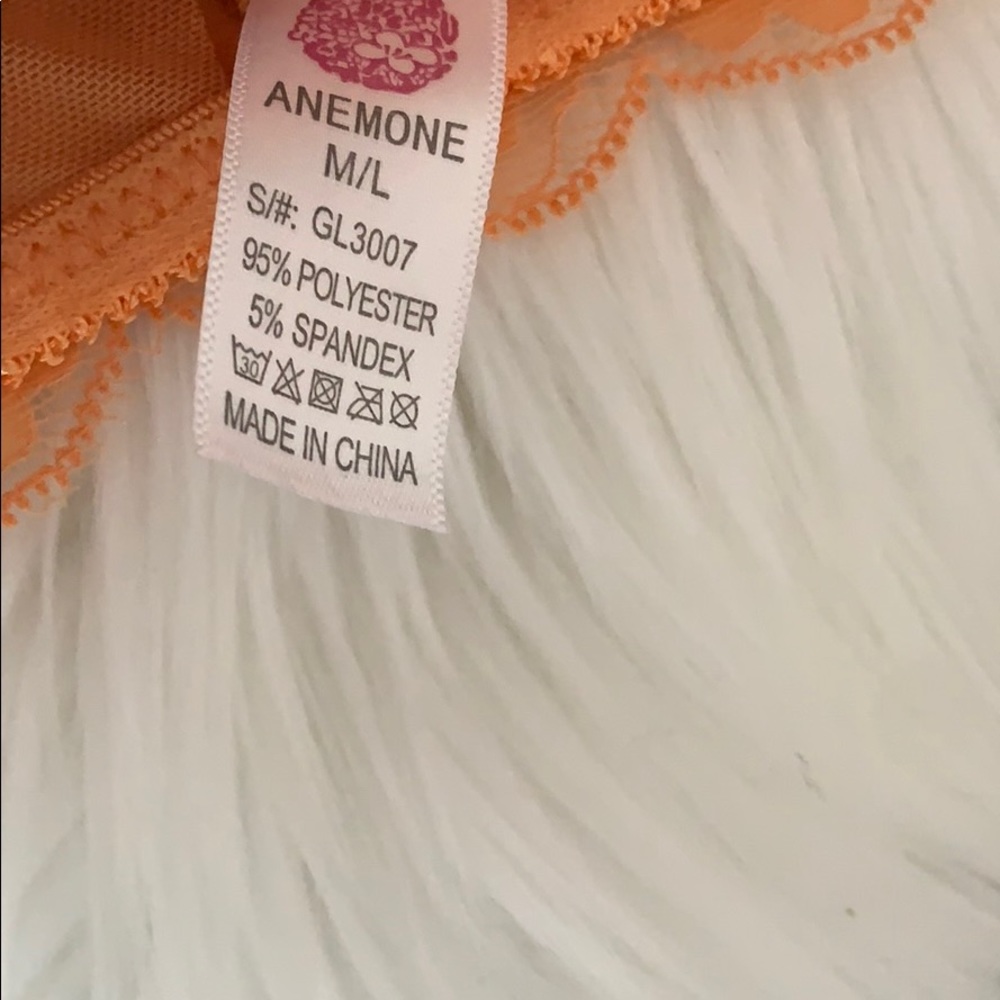 ***Bra - Picture 4 of 4